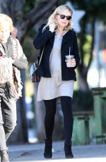 Pregnant KIRSTEN DUNST Out for Lunch in Los Angeles 12/21/2017