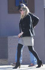 Pregnant KIRSTEN DUNST Out for Lunch in Los Angeles 12/21/2017