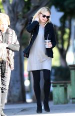 Pregnant KIRSTEN DUNST Out for Lunch in Los Angeles 12/21/2017