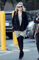 Pregnant KIRSTEN DUNST Out Shopping in Los Angeles 12/21/2017