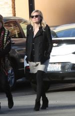 Pregnant KIRSTEN DUNST Out Shopping in Los Angeles 12/21/2017