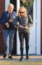 REESE WITHERSPOON Out for Breakfast at Caffe Luxxe in Brentwood 12/05/2017