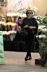 ROONEY MARA Leaves a Grocery Store in Beverly Hills 12/09/2017