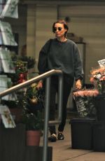ROONEY MARA Leaves a Grocery Store in Beverly Hills 12/09/2017