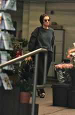 ROONEY MARA Leaves a Grocery Store in Beverly Hills 12/09/2017