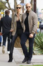 ROSIE HUNTINGTON-WHITELEY and Jason Statham Out Shopping in Los Angeles 12/23/2017
