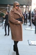 ROSIE HUNTINGTON-WHITELEY Out and About in New York 12/07/2017