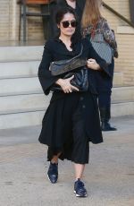 SALMA HAYEK Shopping at Barney