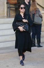 SALMA HAYEK Shopping at Barney