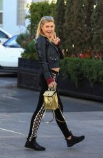 SAMANTHA HOOPES at Il Pastaio in Beverly Hills 12/22/2017