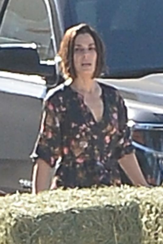 SANDRA BULLOCK on the Set of Birdbox in Los Angeles 11/27/2017