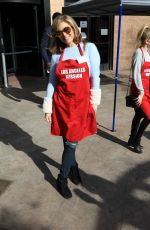 SANDRA TAYLOR at LA Mission Serves Christmas to the Homeless in Los Angeles 12/22/2017