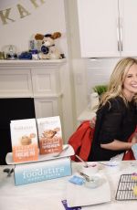SARAH MICHELLE GELLAR at Foodstirs Chat for Facebook Live in New York 12/15/2017