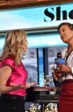 SHERYL CROW at Good Morning America 12/11/2017