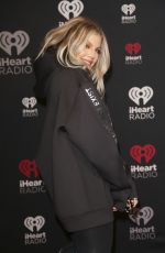 STACY FERGIE FERGUSON at Iheartradio Jingle Ball in Toronto 12/09/2017