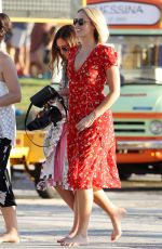 SYLVIA JEFFREYS Out at North Bondi Fish 12/04/2017