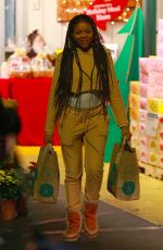 TARAJI P. HENSON Shopping at Whole Foods in Canyon Country 11/22/2017