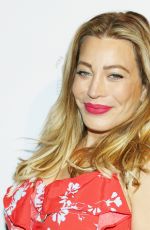 TAYLOR DAYNE at Linda