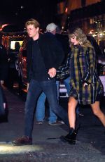 TAYLOR SWIFT and Joe Alwyn Out in New York 12/09/2017