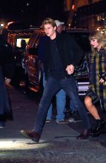 TAYLOR SWIFT and Joe Alwyn Out in New York 12/09/2017