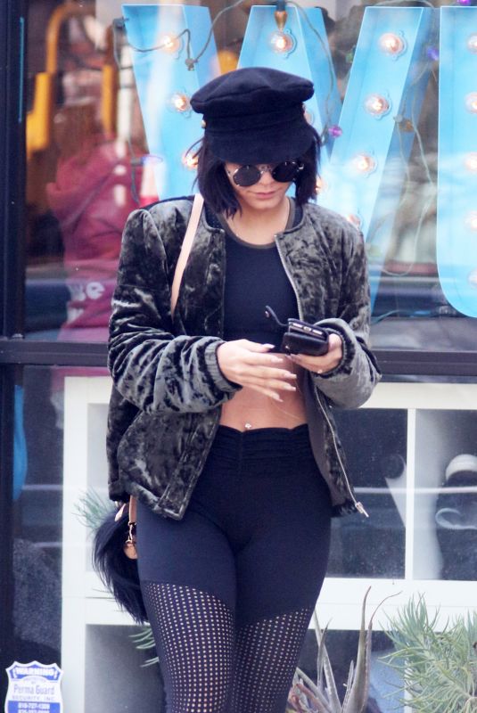 VANESSA HUDGENS Heading to a Gym in Los Angeles 12/20/2017