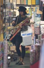 VANESSA HUDGENS Shopping at Pier 1 Imports in Los Angeles 12/20/2017