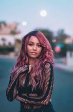 VANESSA MORGAN by Sam Daza Photoshoot, 2017