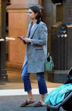 WILLA HOLLAND Shopping at The Grove in Los Angeles 12/04/2017