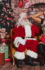 WWE - Superstars Meet Santa Claus