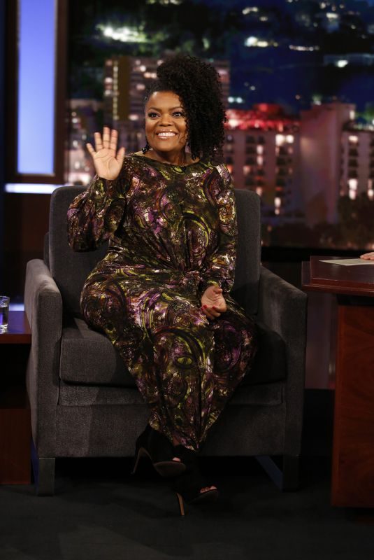 YVETTE NICOLE BROWN at Jimmy Kimmel Live 12/13/2017