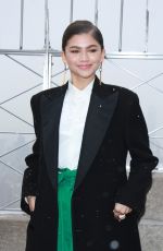 ZENDAYA COLEMAN and Zac Efron  at The Empire State Building in New York 12/09/2071
