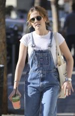ZOEY DEUTCH Out for a Juice to Go in Los Angeles 12/28/2017