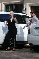 AMBER ROSE Leaves a Plastic Surgery Clinic in Beverly Hills 01/29/2018
