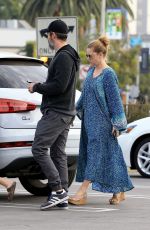 AMY ADAMS Leaves a Veterinarian Office in West Hollywood 01/02/2018