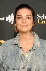 ANNIE MURPHY at Schitt