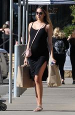 APRIL LOVE GEARY Out Shopping for Groceries in Malibu 01/23/2018