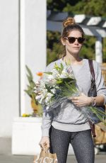 ASHLEY GREENE Shopping for Grocery and Flower in Beverly Hills 01/10/2018