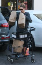 ASHLEY GREENE Shopping for Grocery in West Hollywood 01/25/2018