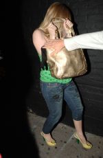 AVRIL LAVIGNW Our for Dinner in West Hollywood 01/05/2018