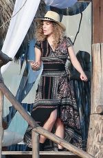 BELINDA PEREGRIN on the Set of a Photoshoot in Tulum 01/12/2018