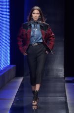 BELLA HADID at Dsquared2 Fashion Show in Milan Men