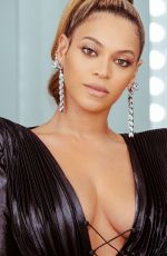 BEYONCE Before Attending a Pre-grammy Party in New York 01/27/2018
