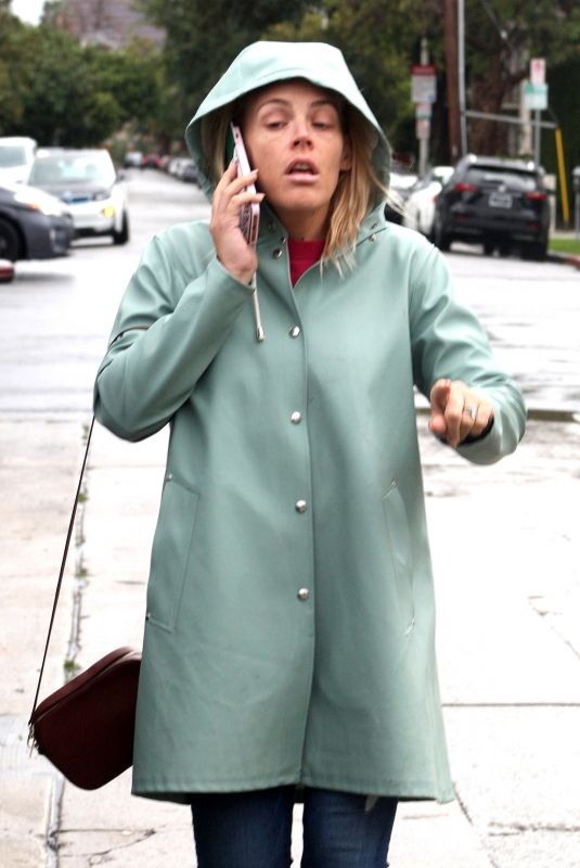 BUSY PHILIPPS Out and About in West Hollywood 01/09/2018