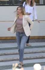 CAMERON DIAZ Out for Lunch at Waldorf Astoria Hotel in Beverly Hills 01/18/2018