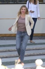 CAMERON DIAZ Out for Lunch at Waldorf Astoria Hotel in Beverly Hills 01/18/2018