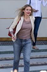 CAMERON DIAZ Out for Lunch at Waldorf Astoria Hotel in Beverly Hills 01/18/2018