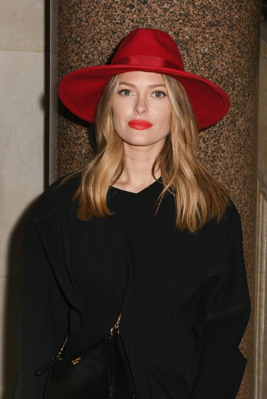 CAROLINE RECEVEUR at Stephane Rolland Fashion Show at Paris Fashion Week 01/23/2018