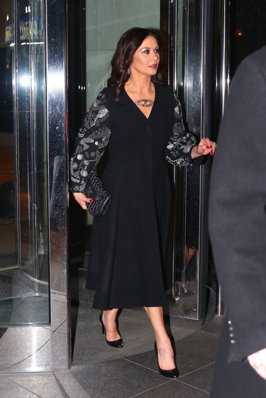 CATHERINE ZETA Jones at Late Night with Seth Meyers in New York 01/18/2018