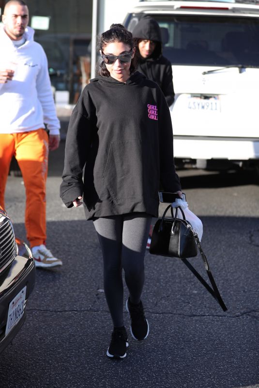 CHANTEL JEFFRIES Out for Lunch in Los Angeles 01/25/2018
