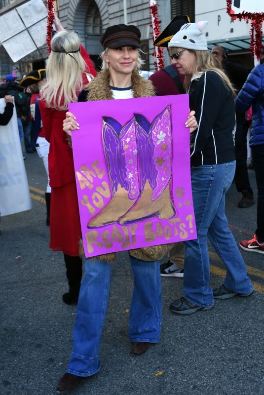 CHELSEA KANE at 2018 Women’s March in Los Angeles 01/20/2018